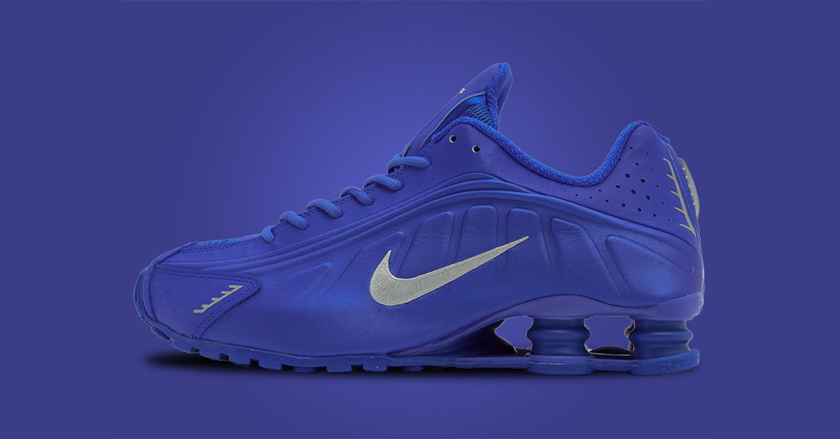 NIKE SHOX R4 RACER BLUE 青 Nike Shox R4 Racer Blue Metallic Silver - Trainers | Limited